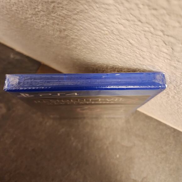 Game - Resident Evil Revelations 2 (NEW) - PS4 - Picture 3 of 4